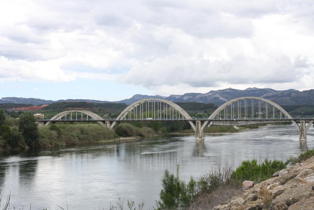 Ca La Maria Apartamento Mora d'Ebre Exterior foto
